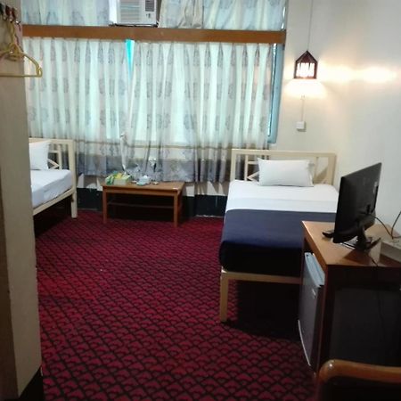 Smile Motel Pyay Kültér fotó