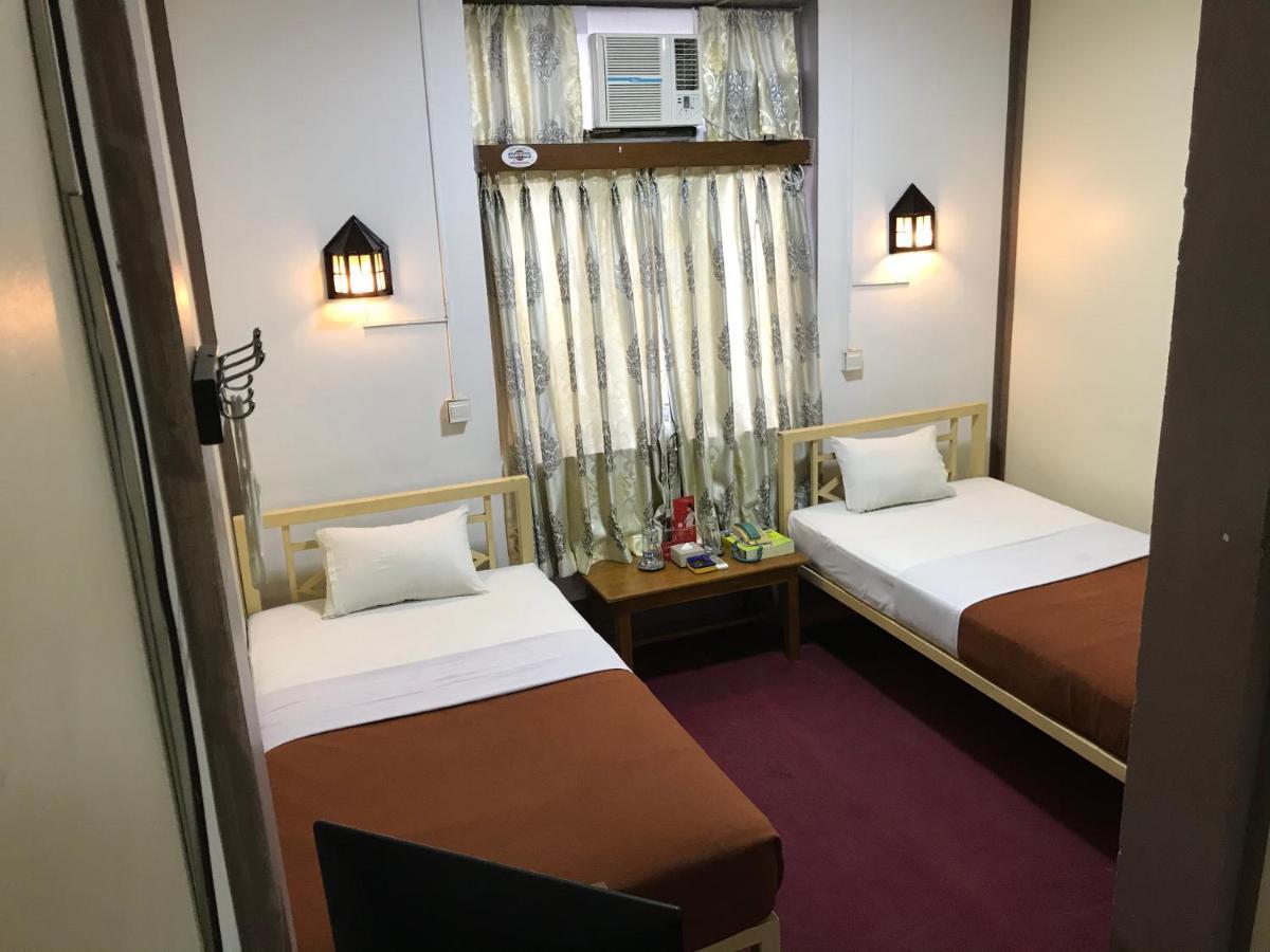 Smile Motel Pyay Kültér fotó